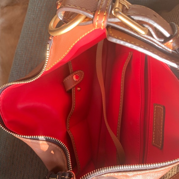 Dooney&bourke - Picture 4 of 5